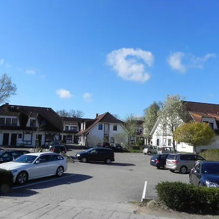 Apartment Ferienwohnung-jim-knopf-mit-balkon-zwischen-strand-wald-wiese-im-suedosten-der-insel-ruegen Gustow (Vorpommern-Rugen)
