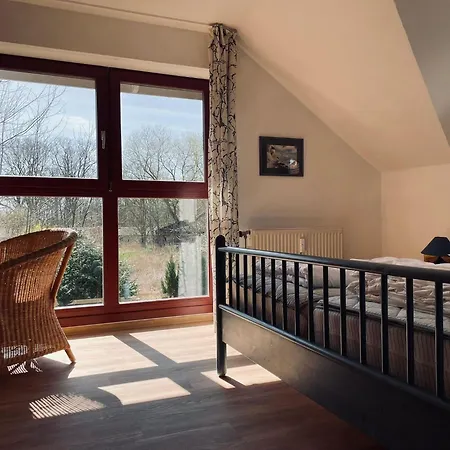 Ferienwohnung-jim-knopf-mit-balkon-zwischen-strand-wald-wiese-im-suedosten-der-insel-ruegen * Gustow (Vorpommern-Rugen)