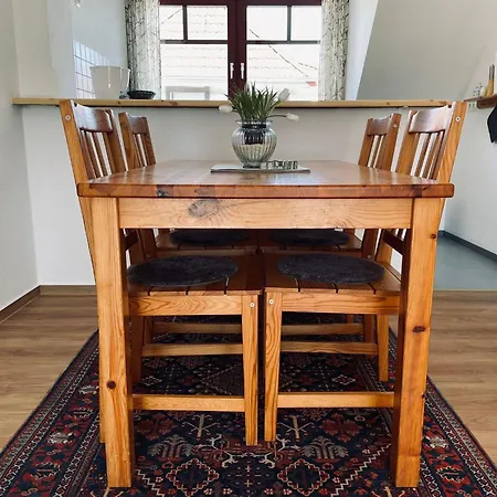 Ferienwohnung-jim-knopf-mit-balkon-zwischen-strand-wald-wiese-im-suedosten-der-insel-ruegen * Gustow (Vorpommern-Rugen)