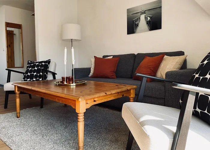 Appartement Ferienwohnung-jim-knopf-mit-balkon-zwischen-strand-wald-wiese-im-suedosten-der-insel-ruegen *